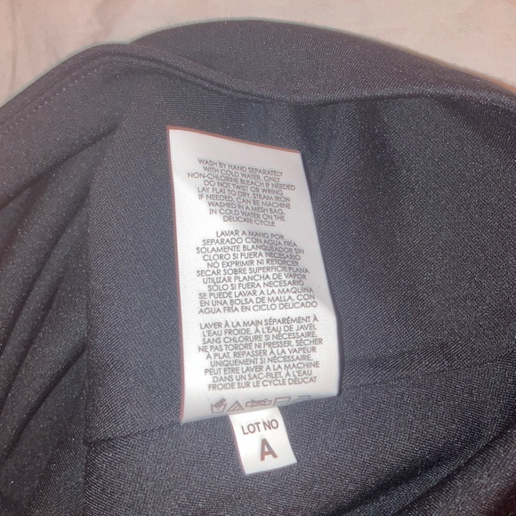 NWT CAbi Starlet Shell #4578: Black Sleeveless Blouse - Picture 8 of 10